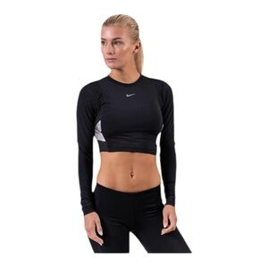Nike Women's AeroAdapt Black Long Sleeve Athletic Crop Top